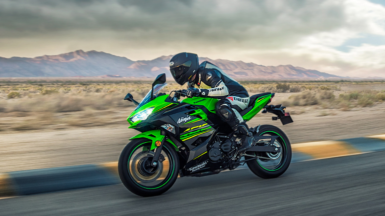 Kawasaki Ninja 400: Άφιξη στην Ελλάδα