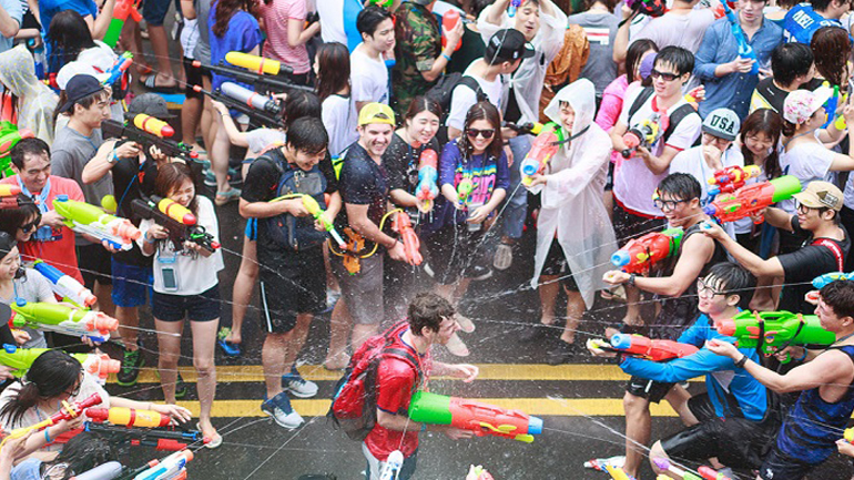 Waterboom Festival  – Όλη η Αθήνα, ένα μπουγέλο στην Τεχνόπολη Δήμου Αθηναίων