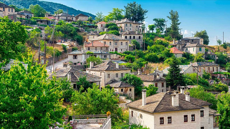 Δημοφιλής πασχαλιάτικος προορισμός η Ήπειρος για Έλληνες και Κυπρίους