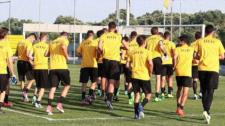 Άπαντες παρόντες στην προπόνηση της ΑΕΚ