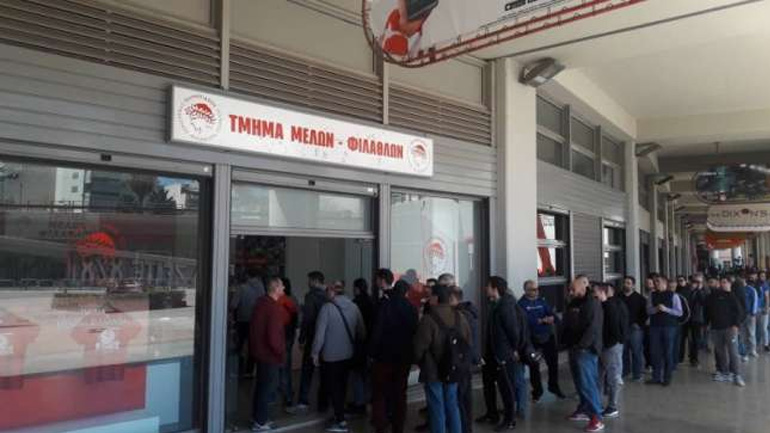 Βόλεϊ: «Ουρές» για τα εισιτήρια του τελικού Ολυμπιακός-Ραβέννα