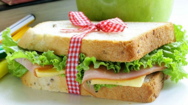 Οι μαθητές που τρώνε κολατσιό στο σχολείο έχουν καλύτερο βάρος