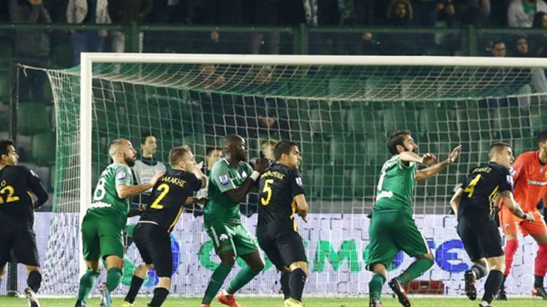 Δώστε μας το δίπλωμα του απατεώνα!