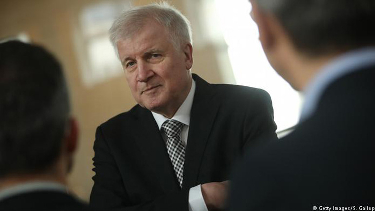 Γερμανία: Το Ισλάμ «πονοκεφαλιάζει» τα χριστιανικά κόμματα