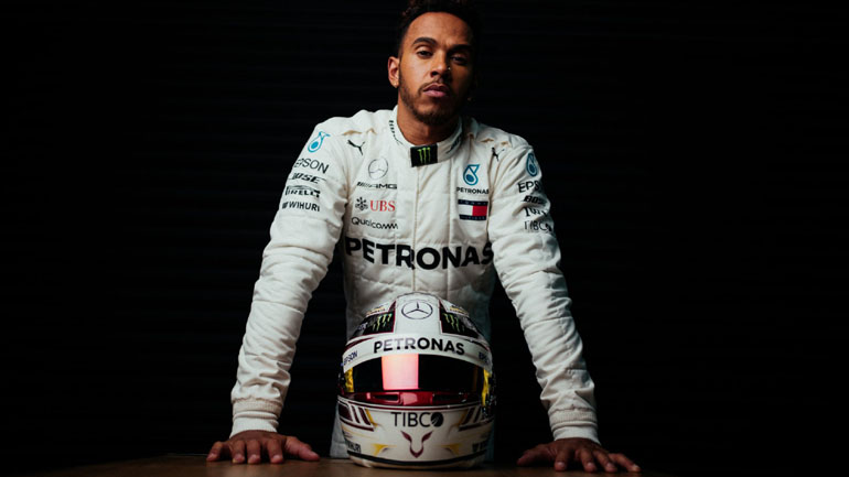 Η στολή του Hamilton κοστίζει μία περιουσία!