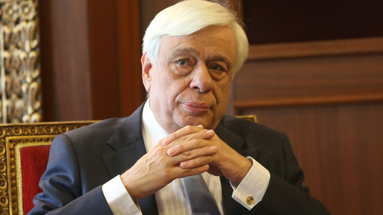 Στην Καλαμάτα για την Ανάσταση ο Παυλόπουλος Στην Καλαμάτα για την Ανάσταση ο Παυλόπουλος