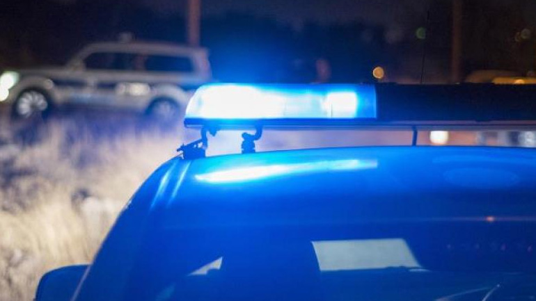 Ένοπλη ληστεία στη Βουλιαγμένη – Όμηροι δικηγόρος και το παιδί της