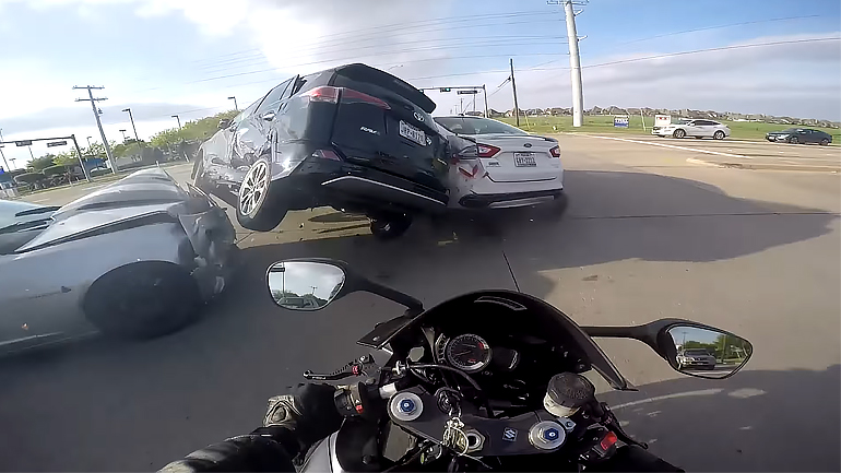 Ένα -ακόμα- απίστευτο ατύχημα!