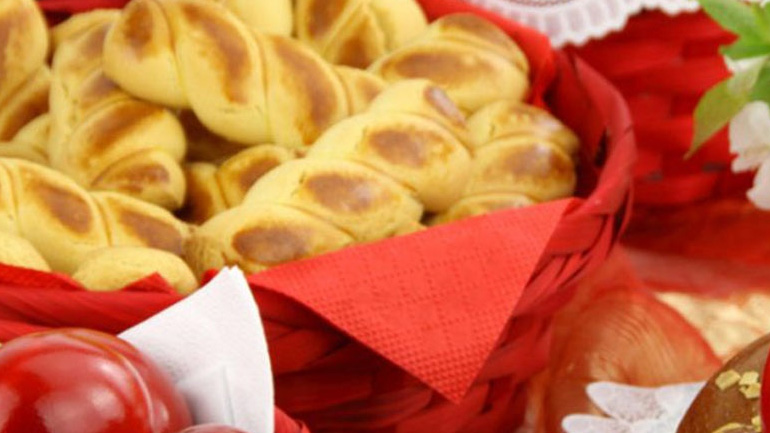 Τα κουλουράκια της Λαμπρής