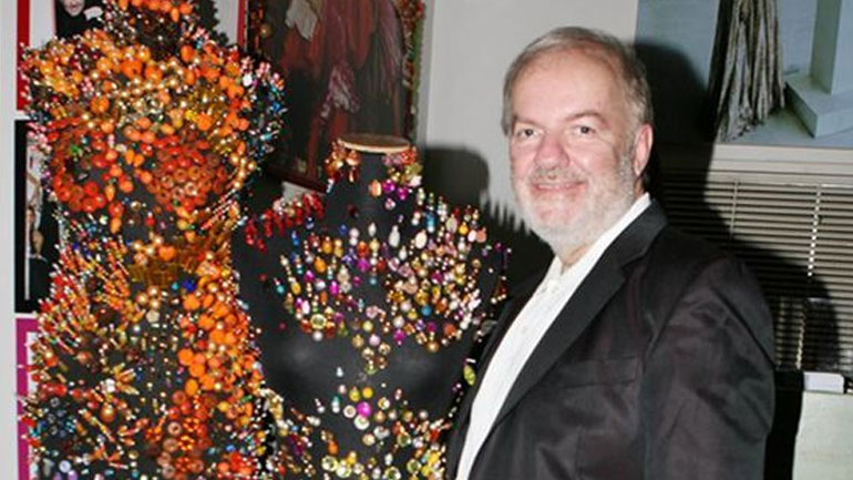 Ρημάζει η βίλα του Μιχάλη Ασλάνη στο νησί των ανέμων! Ρημάζει η βίλα του Μιχάλη Ασλάνη στο νησί των ανέμων!