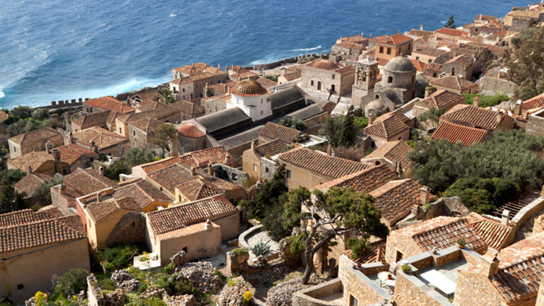 Το Ναύπλιο, η καστροπολιτεία της Μονεμβασιάς και η Καλαμάτα οι δημοφιλέστεροι προορισμοί το Πάσχα