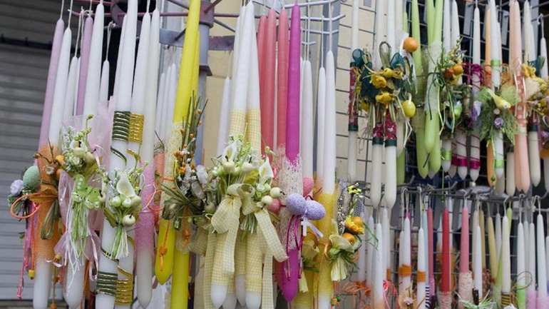 Στις 13.00 ανοίγουν σήμερα τα καταστήματα