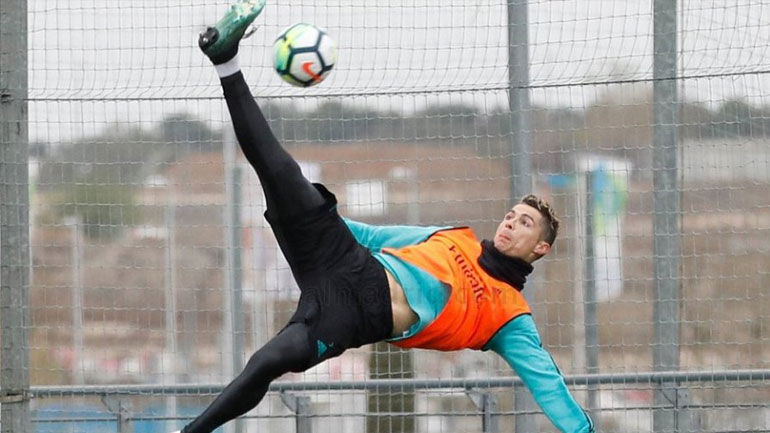 Το ξανάκανε ο Ρονάλντο-Σκόραρε και πάλι με ανάποδο ψαλίδι!