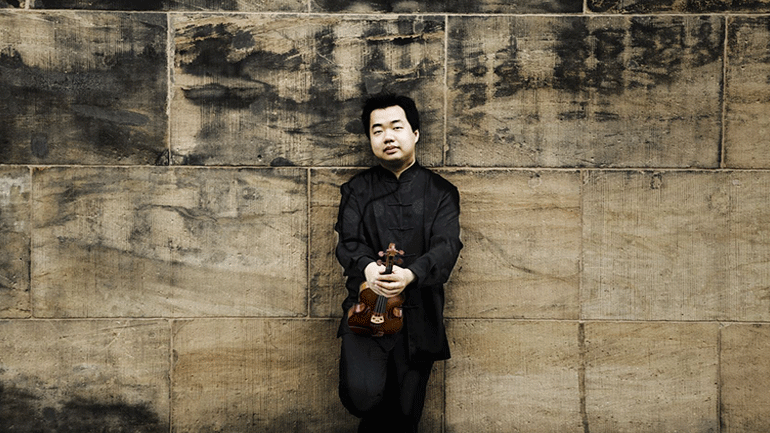 H Φιλαρμονική Ορχήστρα της Χανγκτσόου στο Μέγαρο