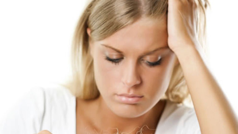 Αντιμετώπισε την τριχόπτωση με τη βοήθεια της φύσης