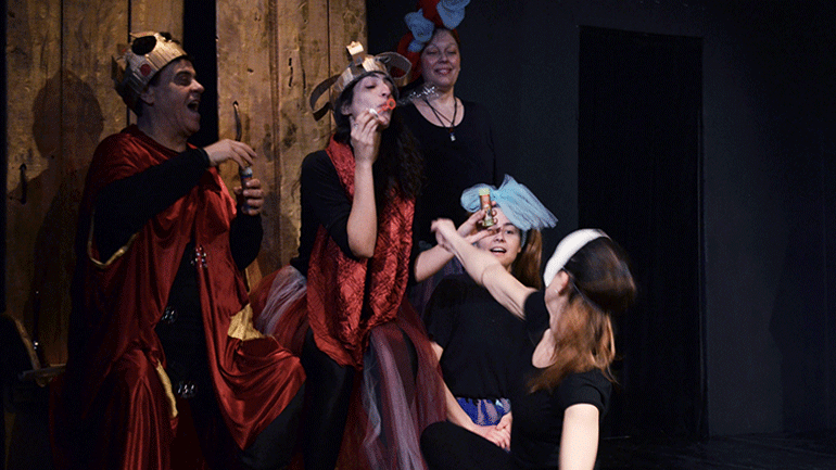 To «Παραμύθι Χωρίς Όνομα» στο Θέατρο Παραμυθίας