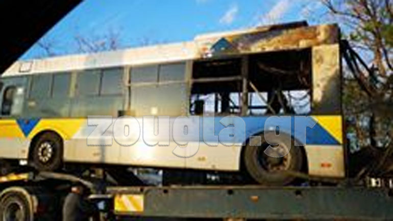 Φωτιά σε λεωφορείο στην Ποσειδώνος