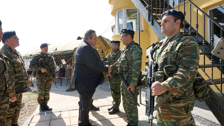 Επίσκεψη Καμμένου στα φυλάκια Παναγιάς Οινουσσών και Φαρμακονησίου Επίσκεψη Καμμένου στα φυλάκια Παναγιάς Οινουσσών και Φαρμακονησίου