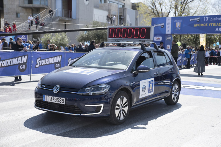 Το ηλεκτρικό e-Golf χρησιμοποιήθηκε ως επίσημοo όχημα χρονομέτρησης του αγώνα.