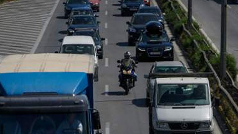 Αυξημένη κίνηση στους δρόμους της Κρήτης