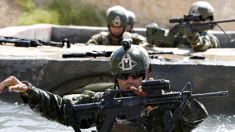 Handelsblatt: «Ο εξοπλιστικός ανταγωνισμός με την Τουρκία επιβαρύνει την οικονομία της Ελλάδας»