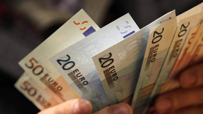 Κάτω από το μισό το ωριαίο κόστος εργασίας στην Ελλάδα σε σύγκριση με την υπόλοιπη ευρωζώνη