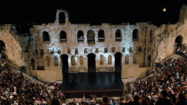 Ναμπούκκο και Κάρμεν από την Εθνική Λυρική Σκηνή στο Ηρώδειο