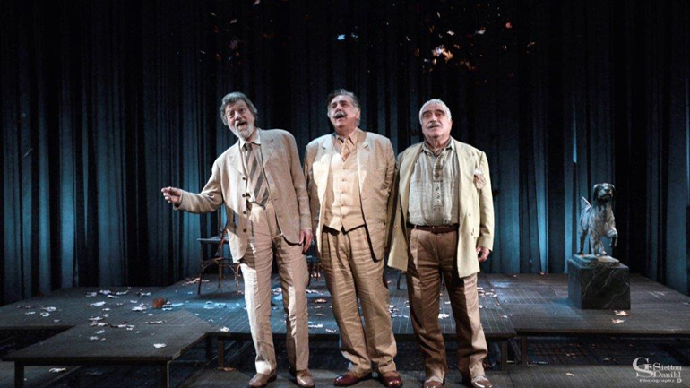 «Ήρωες» στο Νέο Θέατρο Κατερίνας Βασιλάκου