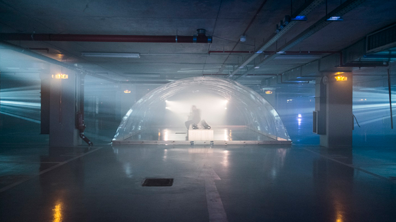 «Το Σπίτι» – Μια υβριδική εγκατάσταση στο πάρκινγκ του Μεγάρου