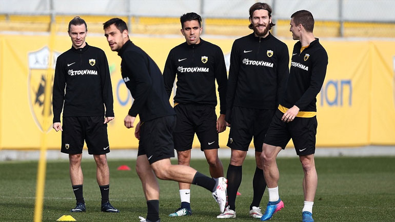 ΑΕΚ: Δεν προπονήθηκαν ούτε την Τρίτη οι Βράνιες και Κλωναρίδης