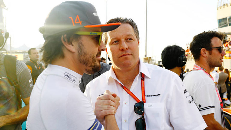 Ο Zak Brown αναλαμβάνει τη McLaren F1