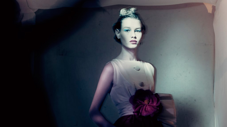 Όταν ο Ροβέρσι φωτογράφιζε για τον Dior