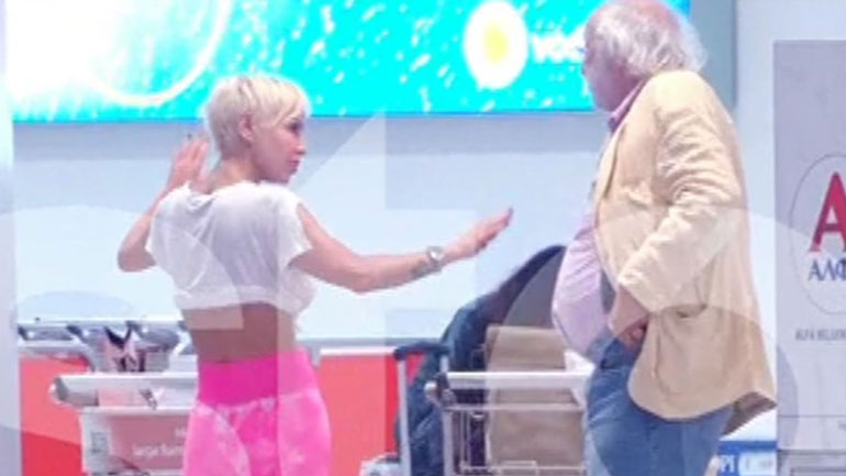 Νατάσα Καλογρίδη – Αλέξανδρος Λυκουρέζος: Πλάνα από την επιστροφή τους από τις Μαλδίβες