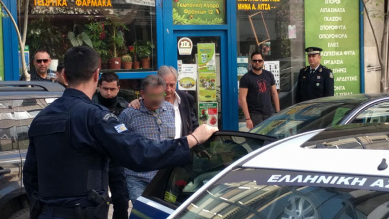 Θεσσαλονίκη: Παραδόθηκε ο άνδρας που απειλούσε να αυτοπυρποληθεί σε συμβολαιογραφείο