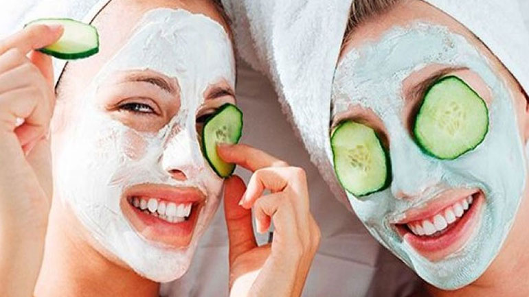 Πείτε τέλος στη λιπαρότητα με αυτήν την DIY μάσκα!