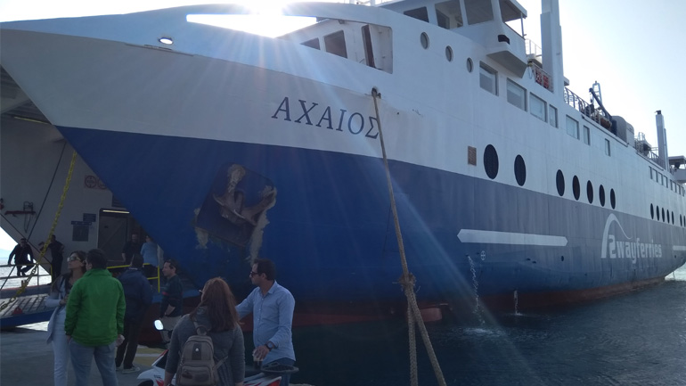 Αγκίστρι: Πρόσκρουση πλοίου με πέντε τραυματίες