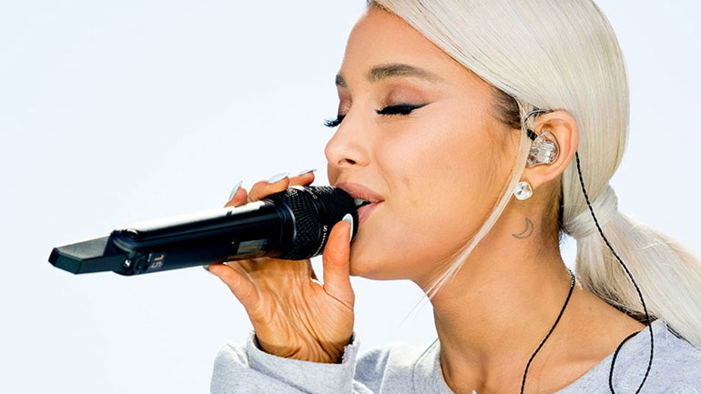 Το νέο τραγούδι της Ariana Grande είναι εμπνευσμένο από την τραγωδία στο Μάντσεστερ