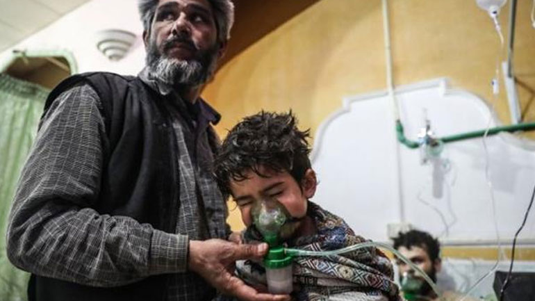 «Κατάφωρο ψέμα» χαρακτηρίζει το Λονδίνο τον ισχυρισμό ότι εμπλέκεται στην επίθεση με χημικά όπλα στη Συρία