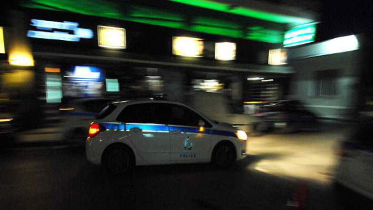Ληστεία με απειλή όπλου και μαχαιριού σε βενζινάδικο στα Πετράλωνα