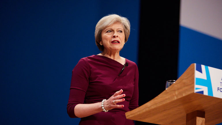 Τερέζα Μέι: «Σωστή και νόμιμη» η επίθεση στη Συρία Τερέζα Μέι: «Σωστή και νόμιμη» η επίθεση στη Συρία