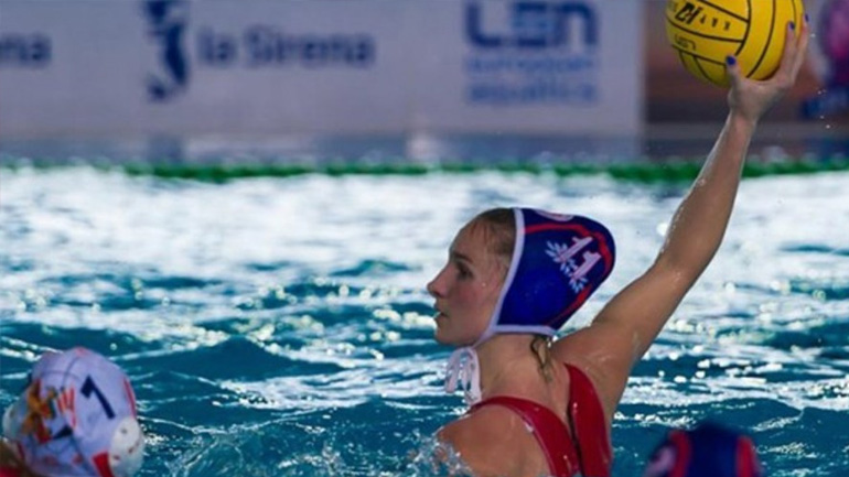 Ήττα για τα κορίτσια του Ολυμπιακού στον τελικό του LEN Trophy