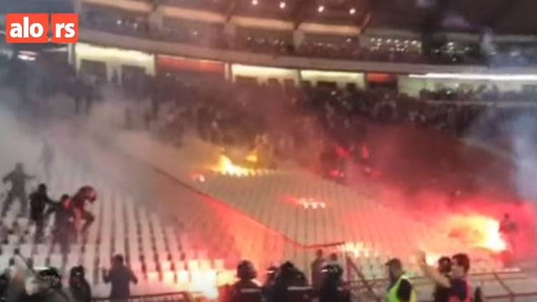 «Γης μαδιάμ» για ακόμη μια χρονιά το Βελιγράδι, στο ντέρμπι του Ερυθρού Αστέρα με την Παρτιζάν «Γης μαδιάμ» για ακόμη μια χρονιά το Βελιγράδι, στο ντέρμπι του Ερυθρού Αστέρα με την Παρτιζάν