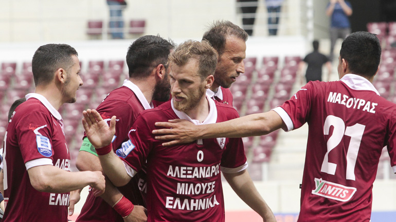 Νίκη-παραμονής για τη Λάρισα, 4-2 τον Παναιτωλικό