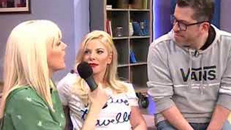 Η ατάκα της συζύγου του Χάρη Βαρθακούρη για το σεξ στον γάμο που μας άφησε άφωνους!