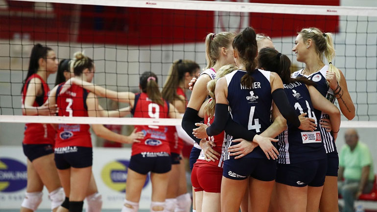 Βόλεϊ: Δεύτερη νίκη επί των Μακεδόνων και πρόκριση στον τελικό για τον Ολυμπιακό