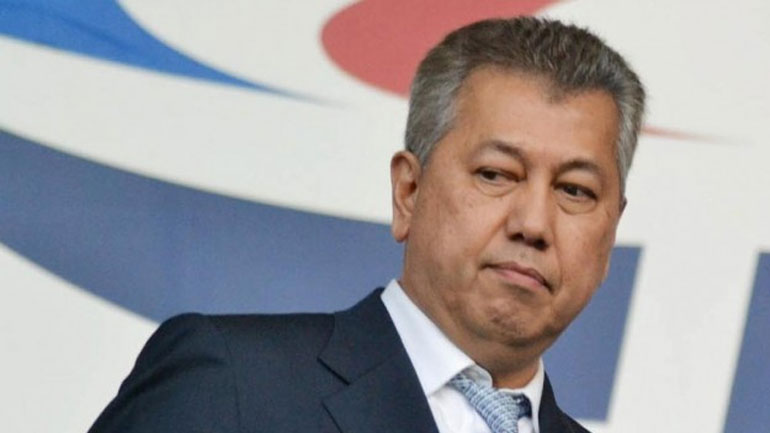 O Ταϊλανδός μεγιστάνας, Πάιρο Πιεμπονγκσάντ,