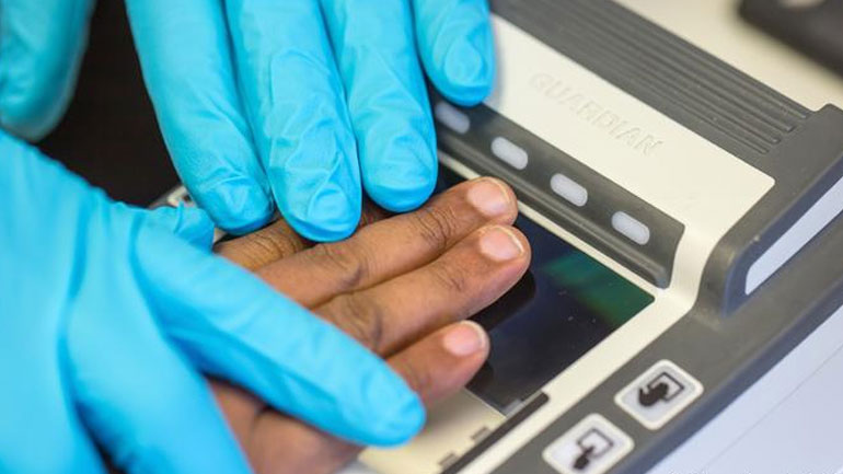 Ταυτότητες με υποχρεωτικό δακτυλικό αποτύπωμα