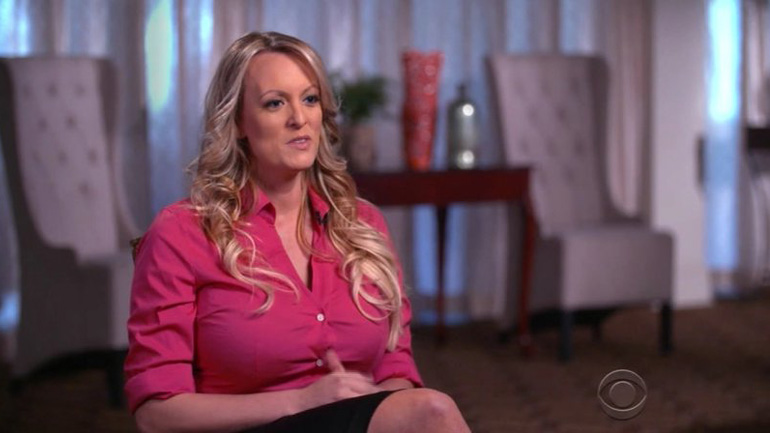 ΗΠΑ: Σκίτσο άνδρα που την απείλησε να μην αποκαλύψει τη σχέση της με τον Τραμπ θα παρουσιάσει η Στόρμι Ντάνιελς