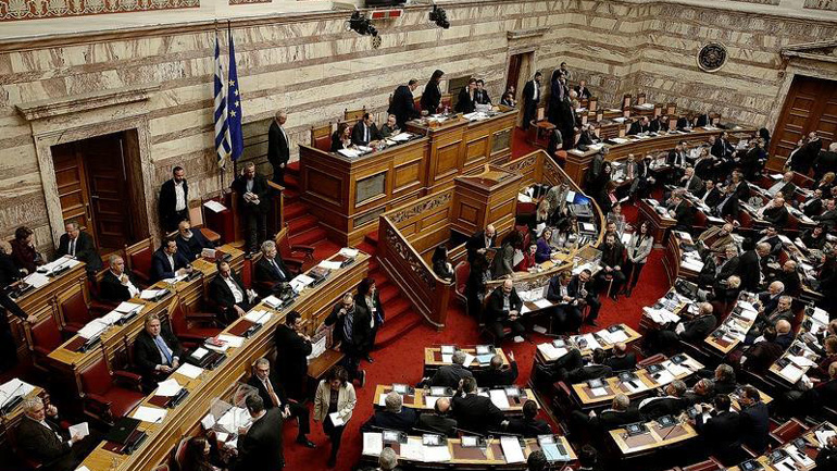 Προκαταρκτική Novartis: Αναρμοδιότητα της Βουλής για διώξεις και επαναδιαβίβαση της δικογραφίας στη δικαιοσύνη