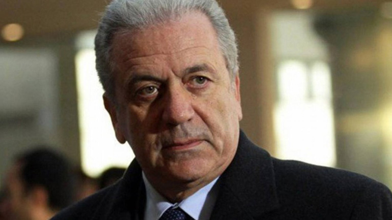 Συνάντηση Αβραμόπουλου με Ζεεχόφερ την Πέμπτη στο Βερολίνο